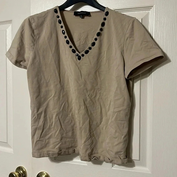 Jones Wear - Picture 1 of 1